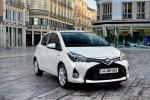 Toyota Yaris Hybrid 2014 года